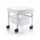 Footrest for pedicure with bath